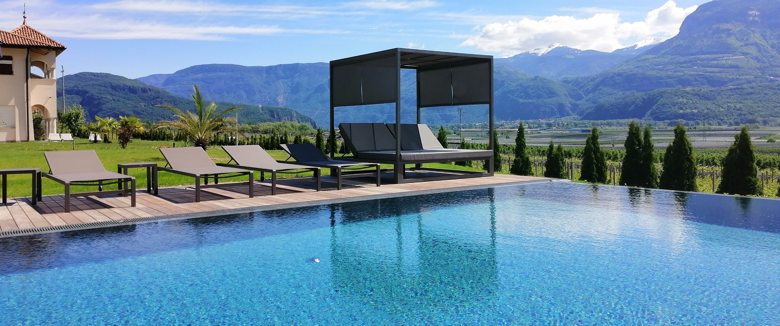 infinitypool2