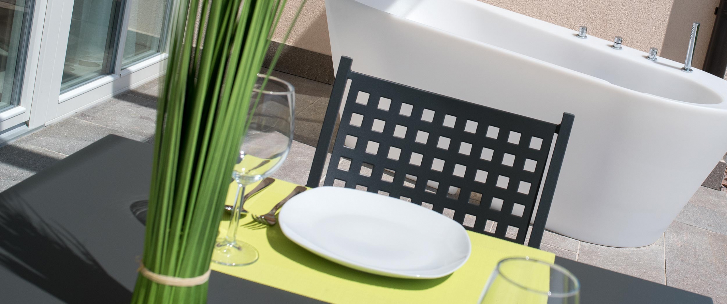 pergola-4-2550x1068_c